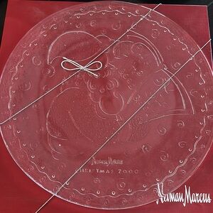 Neiman Marcus Santa Christmas 2000 Glass Plate NIB